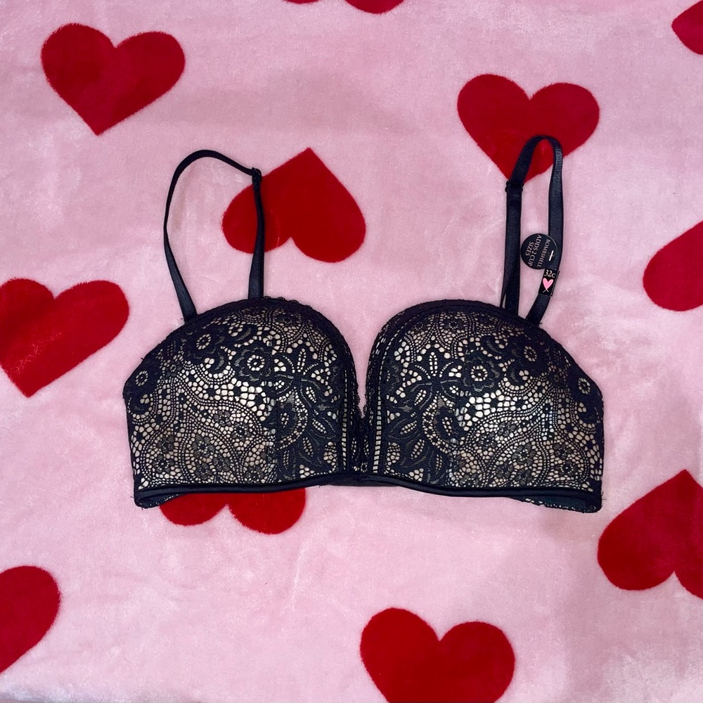 VS  Black with nude Lace Bombshell Bra